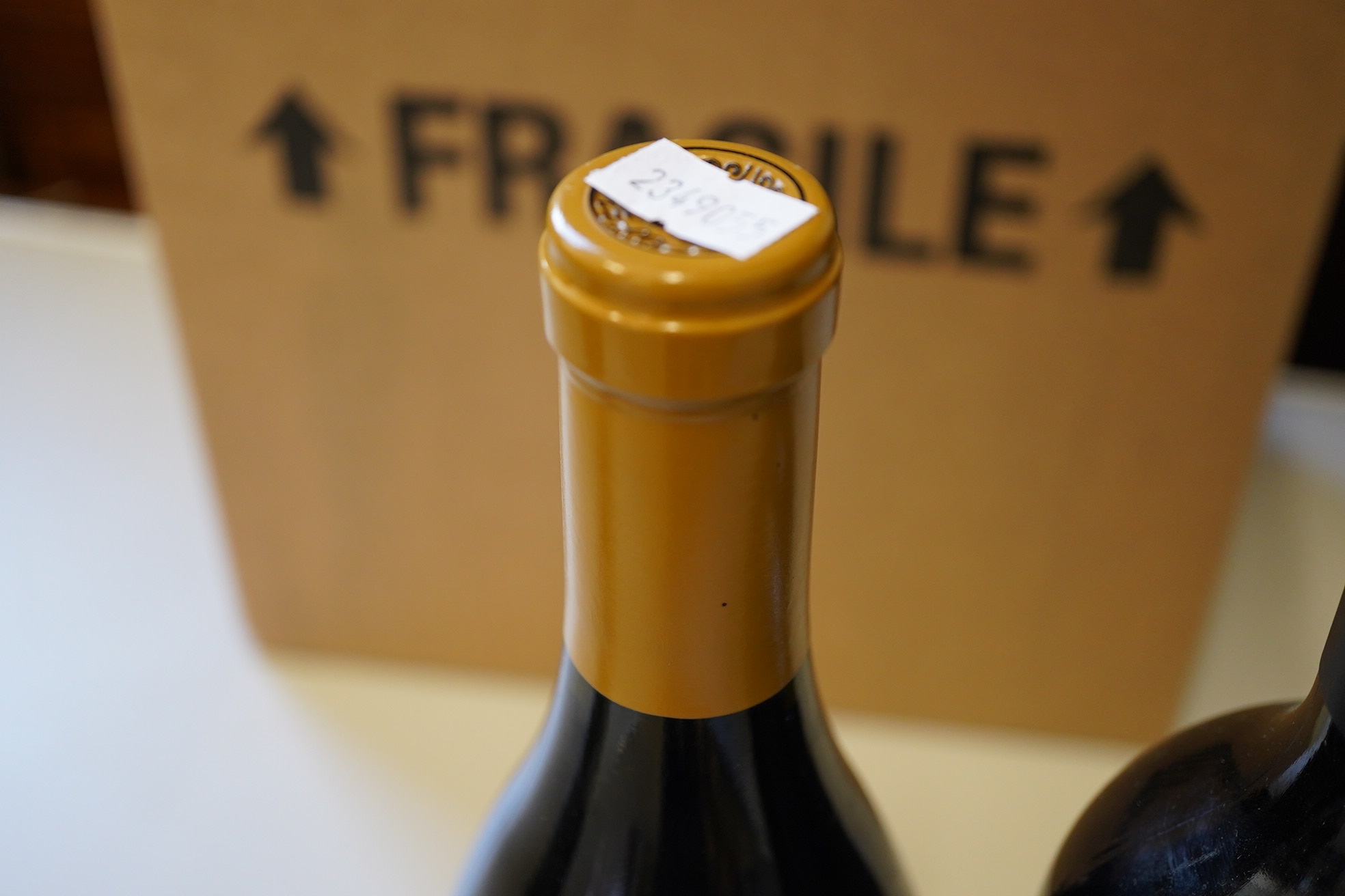 California, USA: A mixed parcel of white wine
